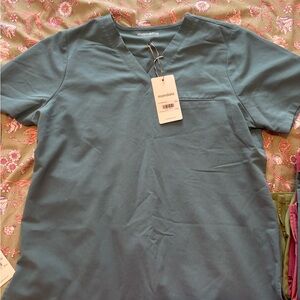 Mandala Scrub Top One Pocket Women’s